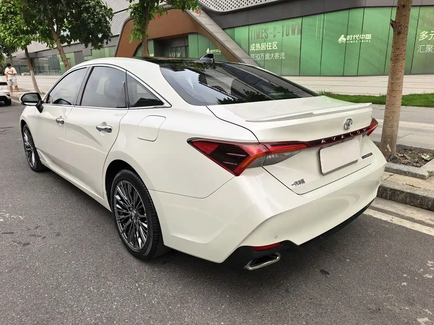 Toyota Avalon 2019 2.5L Touring Premium (China V) фото 17