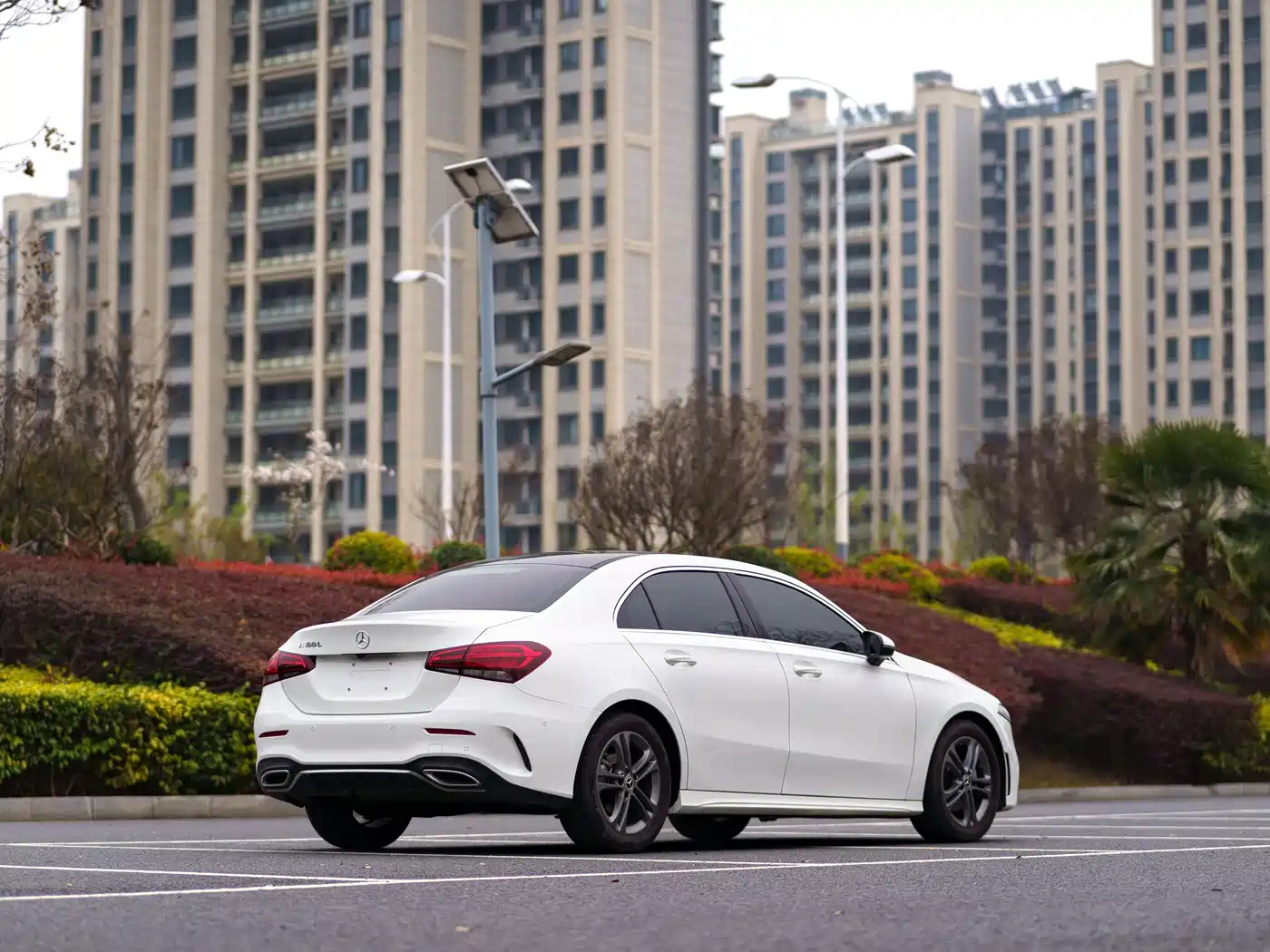 Mercedes-Benz A-Class 2020 Facelift A 180 L Sport Sedan фото 4
