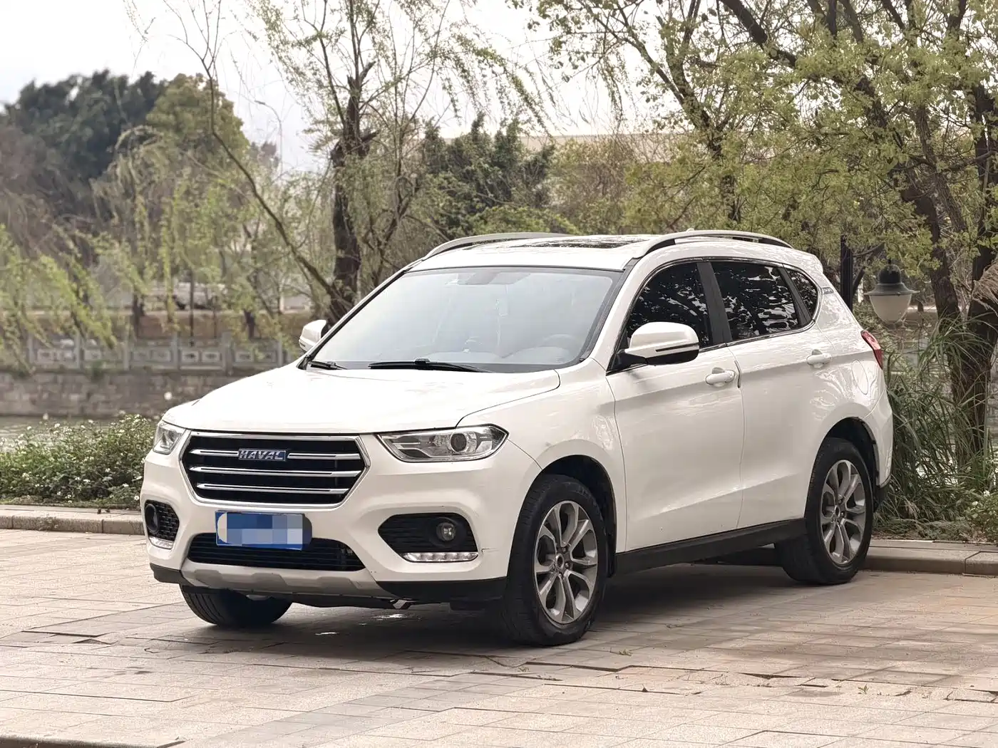 Фото 1 - Haval H2