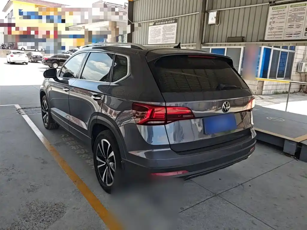 VOLKSWAGEN TUYUE