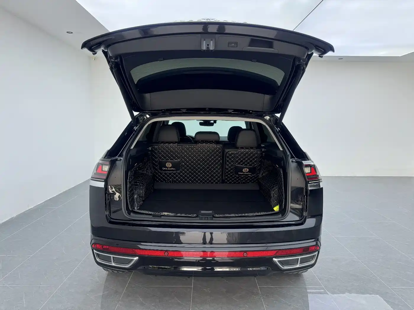 Volkswagen Teramont 2024 2023 Teramont X 530 V6 4MOTION Premium Luxury Edition