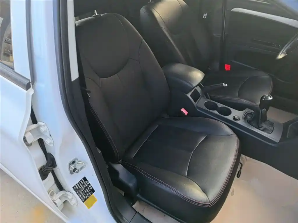 Roewe 350 2016 2015 Model 1.5L Manual Luxury Sunroof Edition