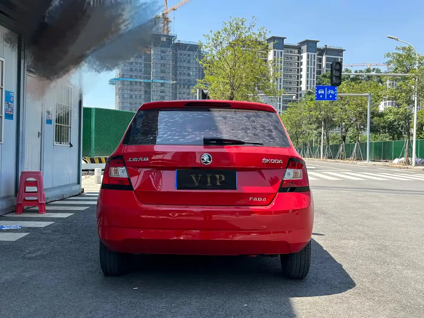 Škoda Fabia 2015 1.4L Automatic Advance Edition фото 8