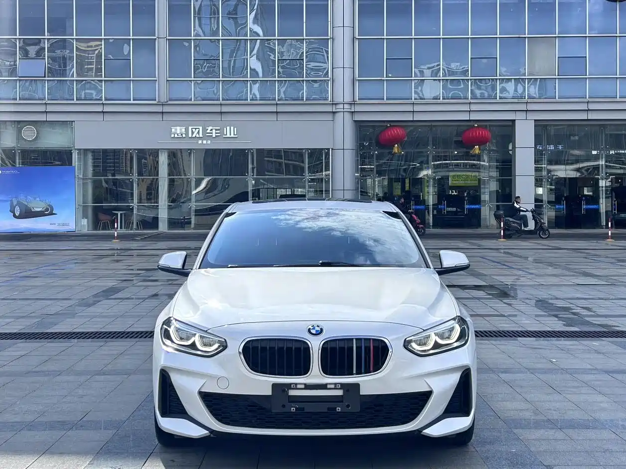 BMW 1 Series 2020 Model 120i M Sport Package фото 2