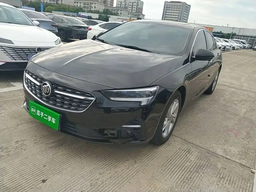 Photo 1 - Buick Regal