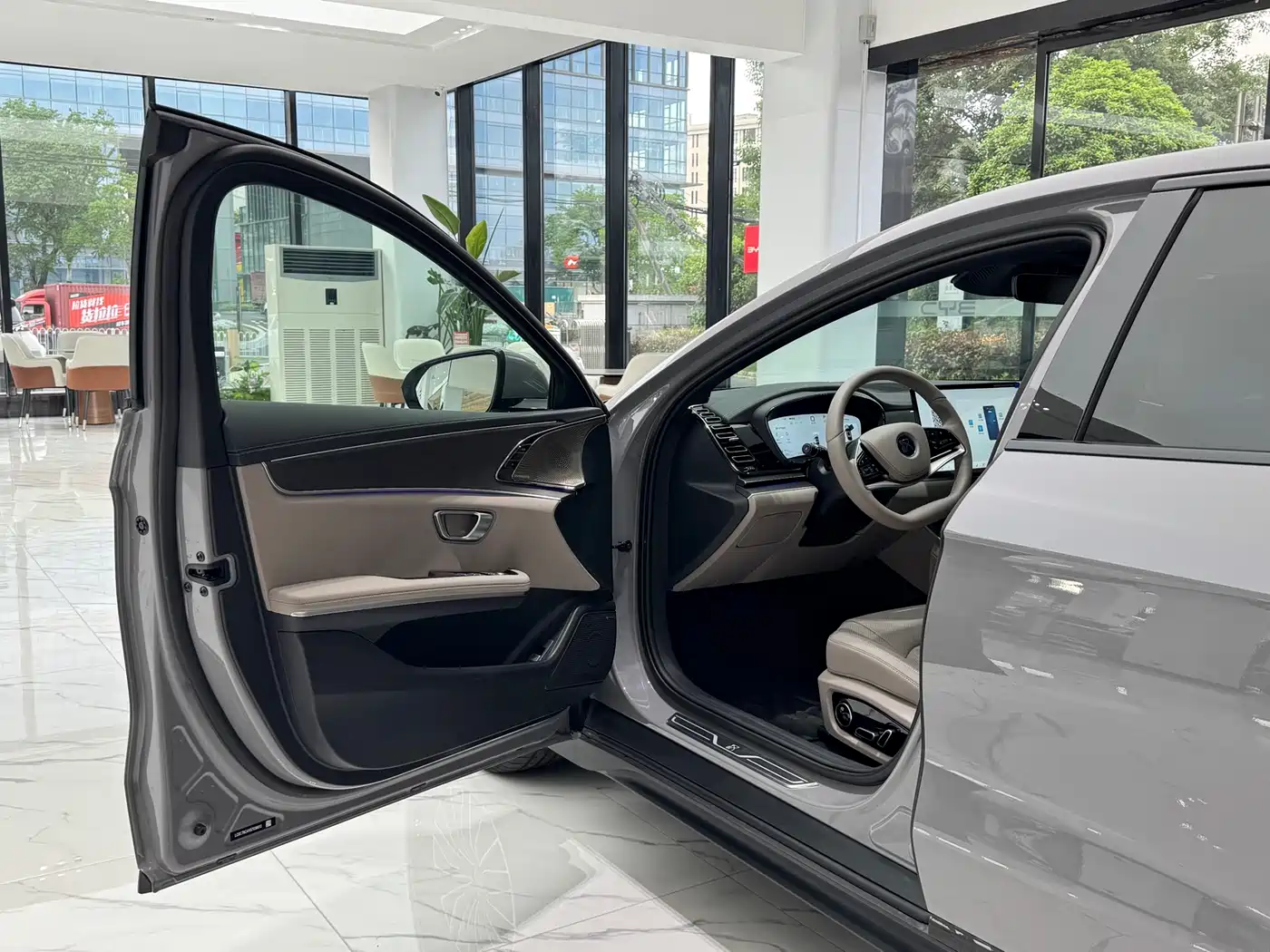 BYD Han 2025 DM-i Smart Driving Edition 125KM LiDAR Flagship фото 4
