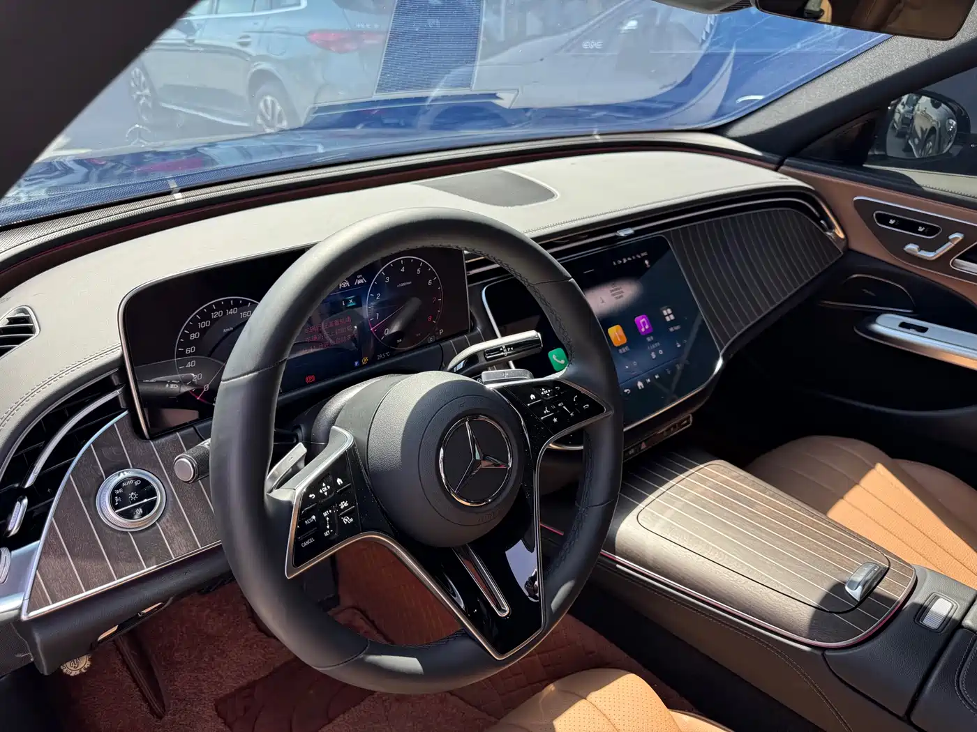 Mercedes-Benz E-Class 2025 E 300 L Fashion фото 11