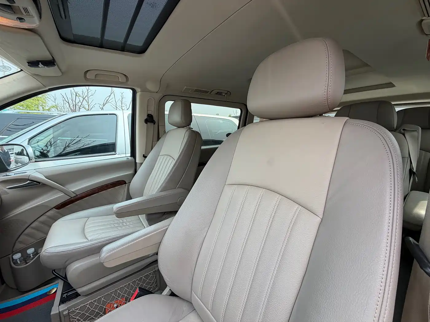 Mercedes-Benz Viano 2013 3.0L Privilege Edition фото 8
