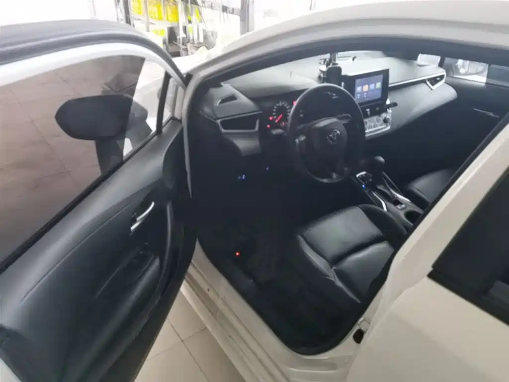 Toyota Levin 2022 Facelift TNGA 1.5L CVT Progressive Edition фото 16