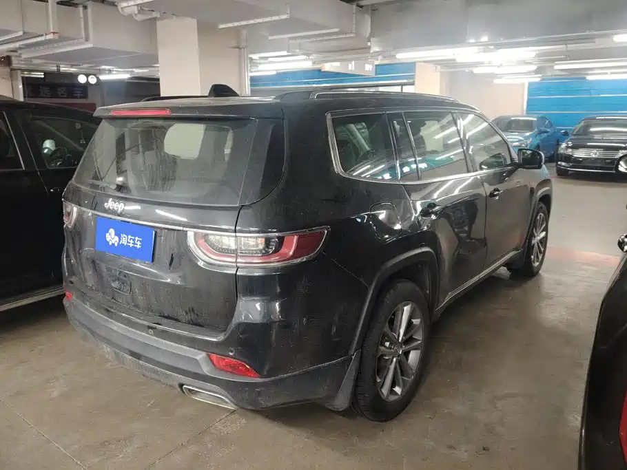 Jeep Grand Commander 2019 2018 2.0T AWD Premium Navigation Edition (China V)