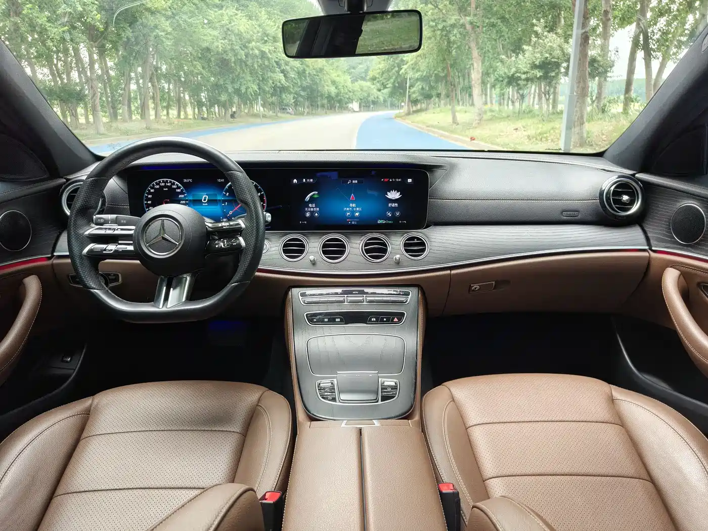 Mercedes-Benz E-Class 2021 E 300 L Fashion фото 12