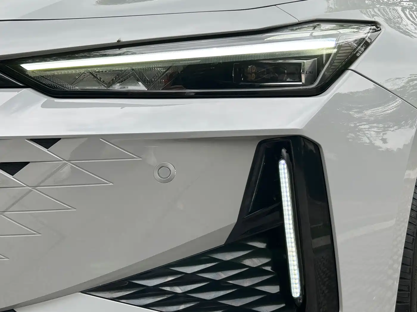 CHANGAN UNI-V