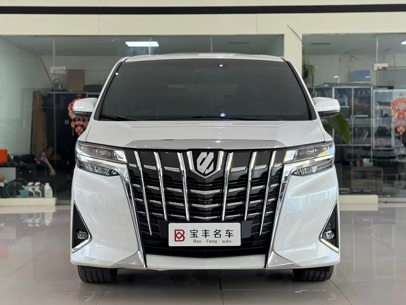 Toyota Alphard 2018 Facelift 3.5L Premium Edition фото 3