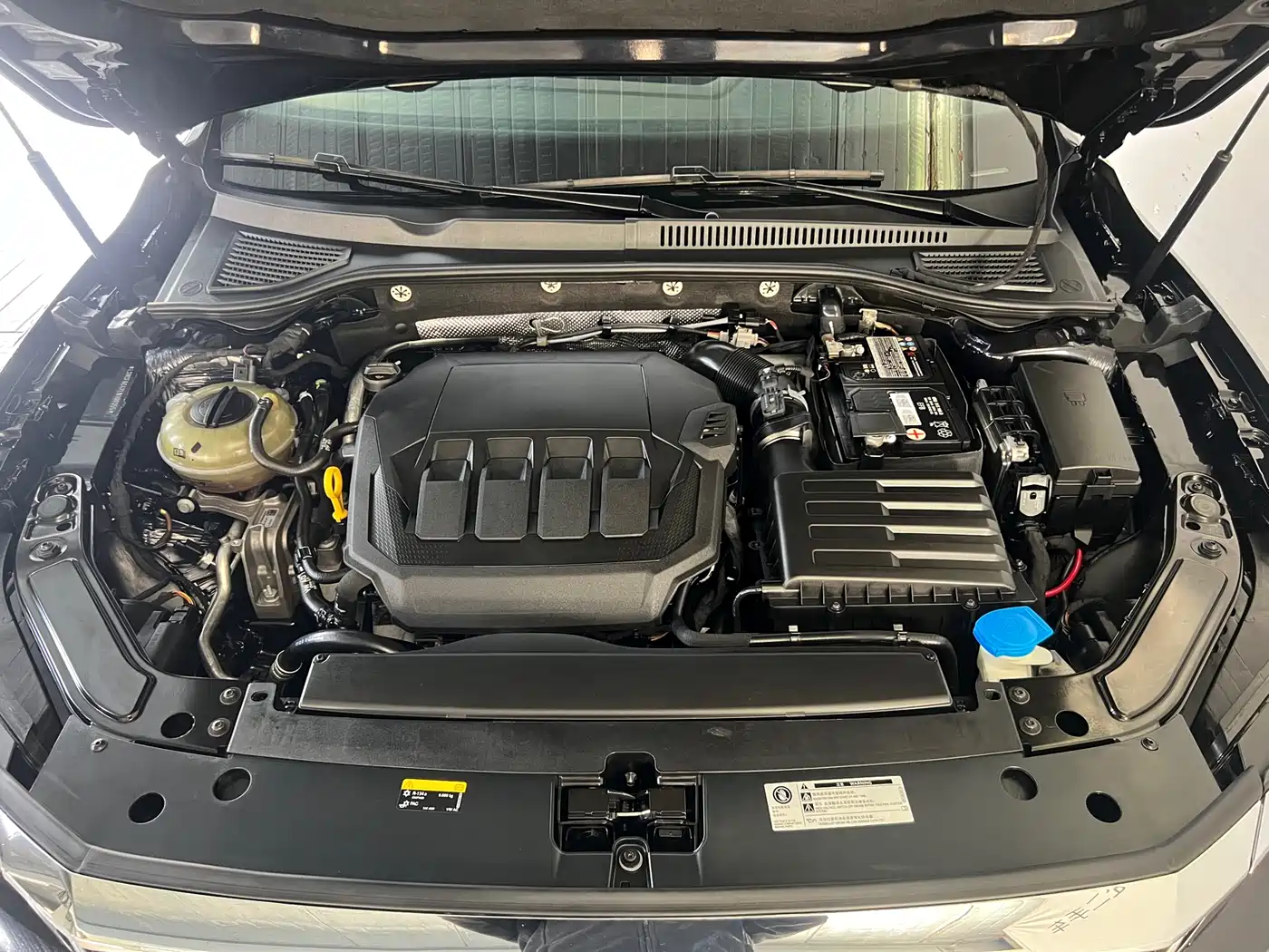 Volkswagen Passat 2020 Facelift 330TSI Luxury China VI фото 7