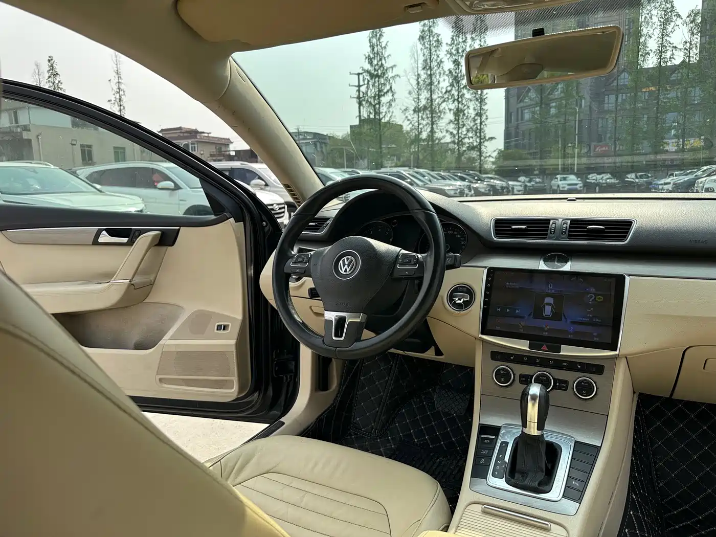 Volkswagen Magotan 2012 Facelift 1.8TSI Leading фото 7