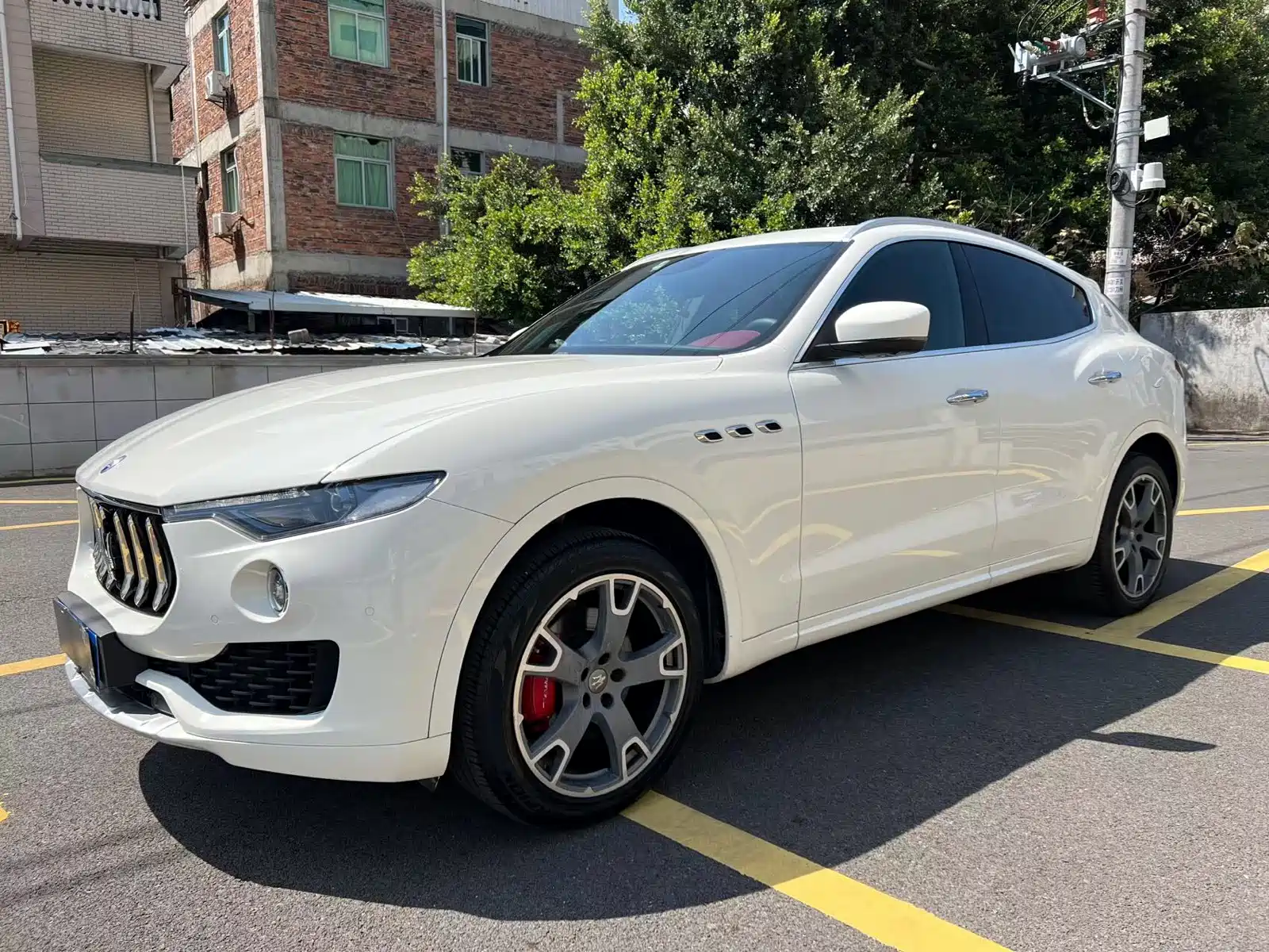 صورة 1 - Maserati Levante