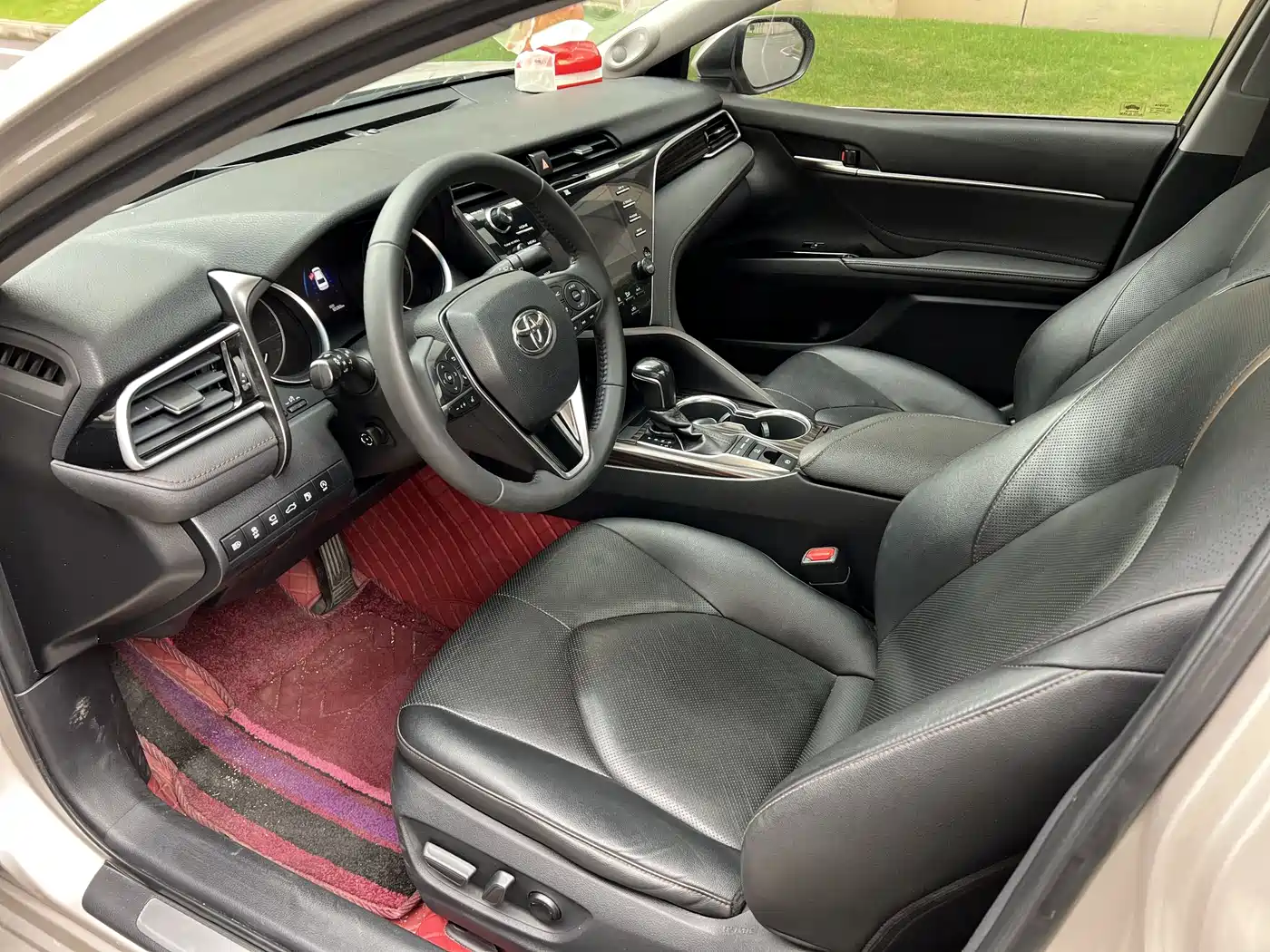 Toyota Camry 2018 2.5Q Flagship Edition фото 4