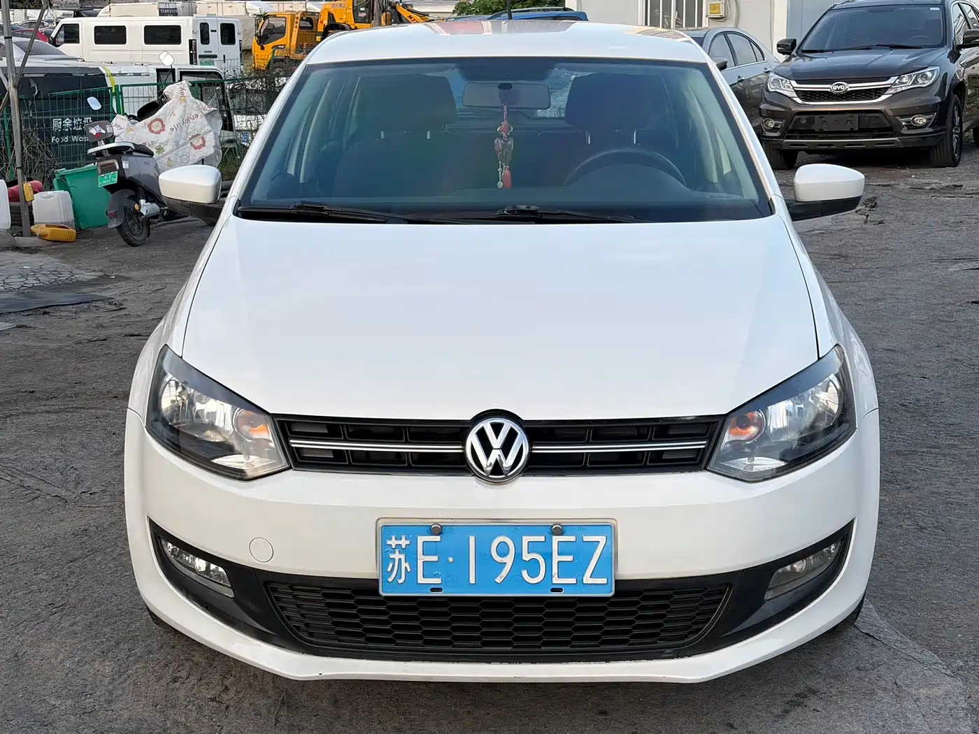 Volkswagen Polo 2011 1.4L Automatic Style Edition фото 2