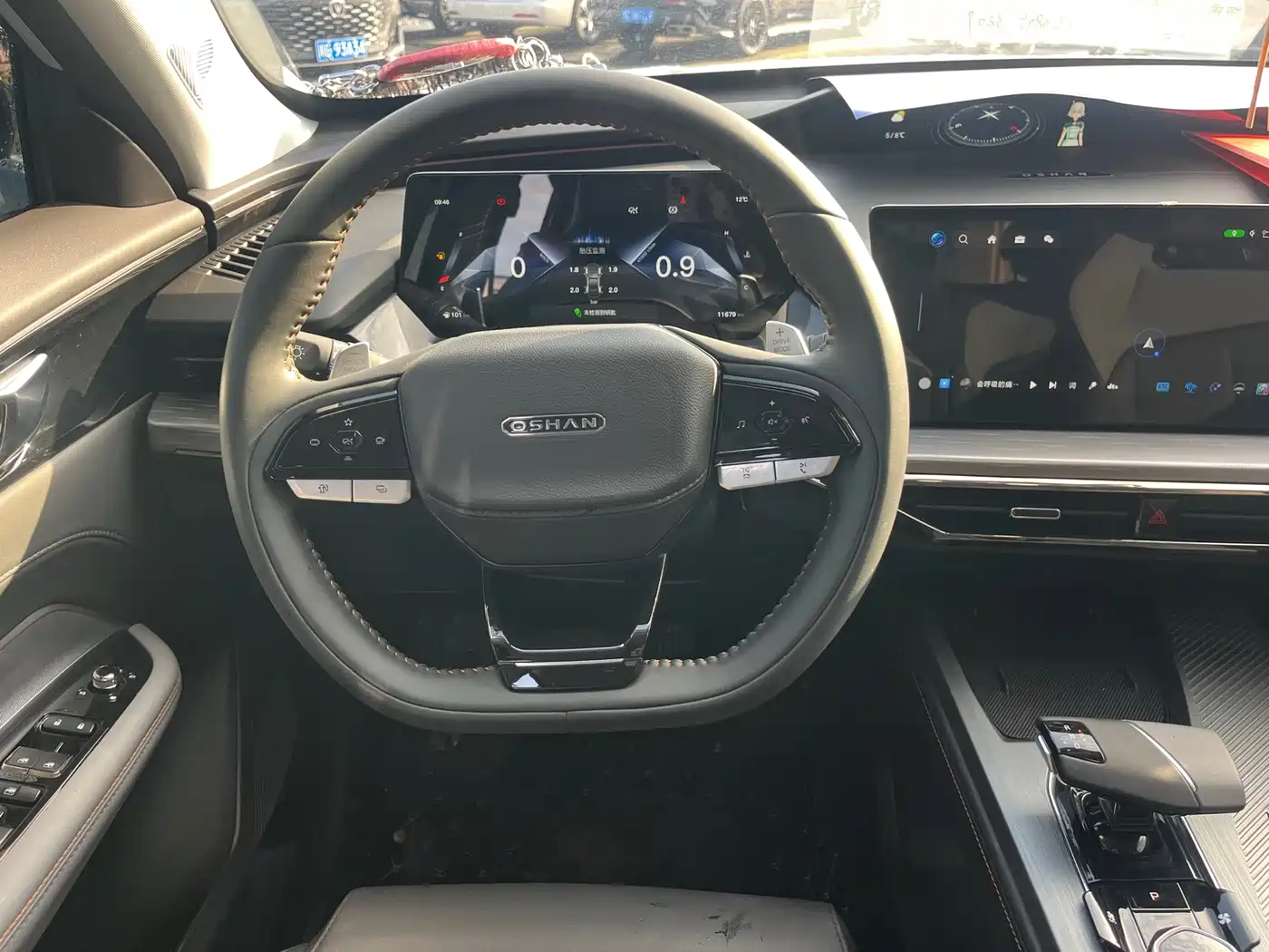 Changan Oshan Z6 2022 2022 Blue Whale 1.5T DCT Intelligent Enjoyment