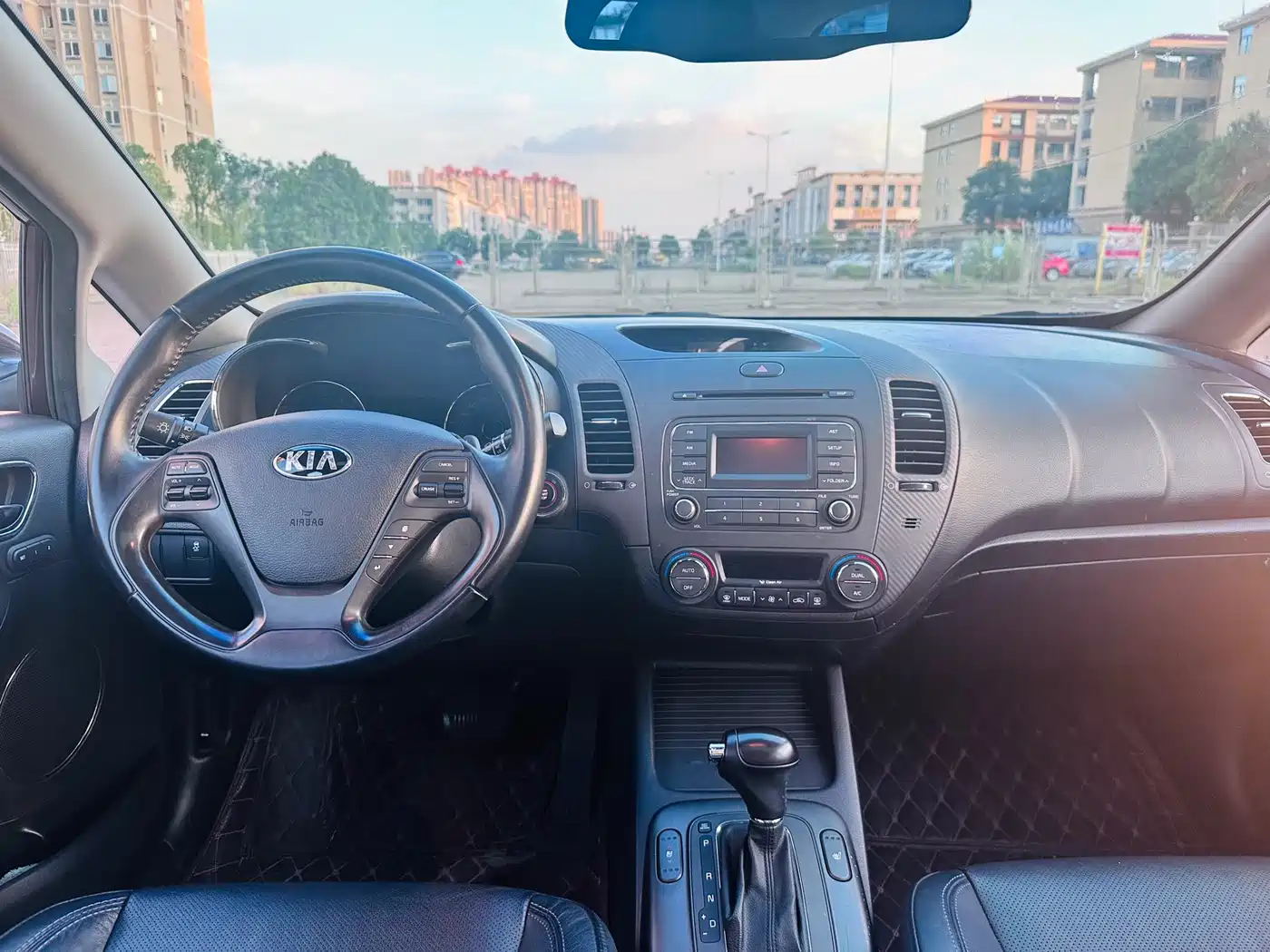 Kia K3S 2015 2014 1.6L Automatic Premium