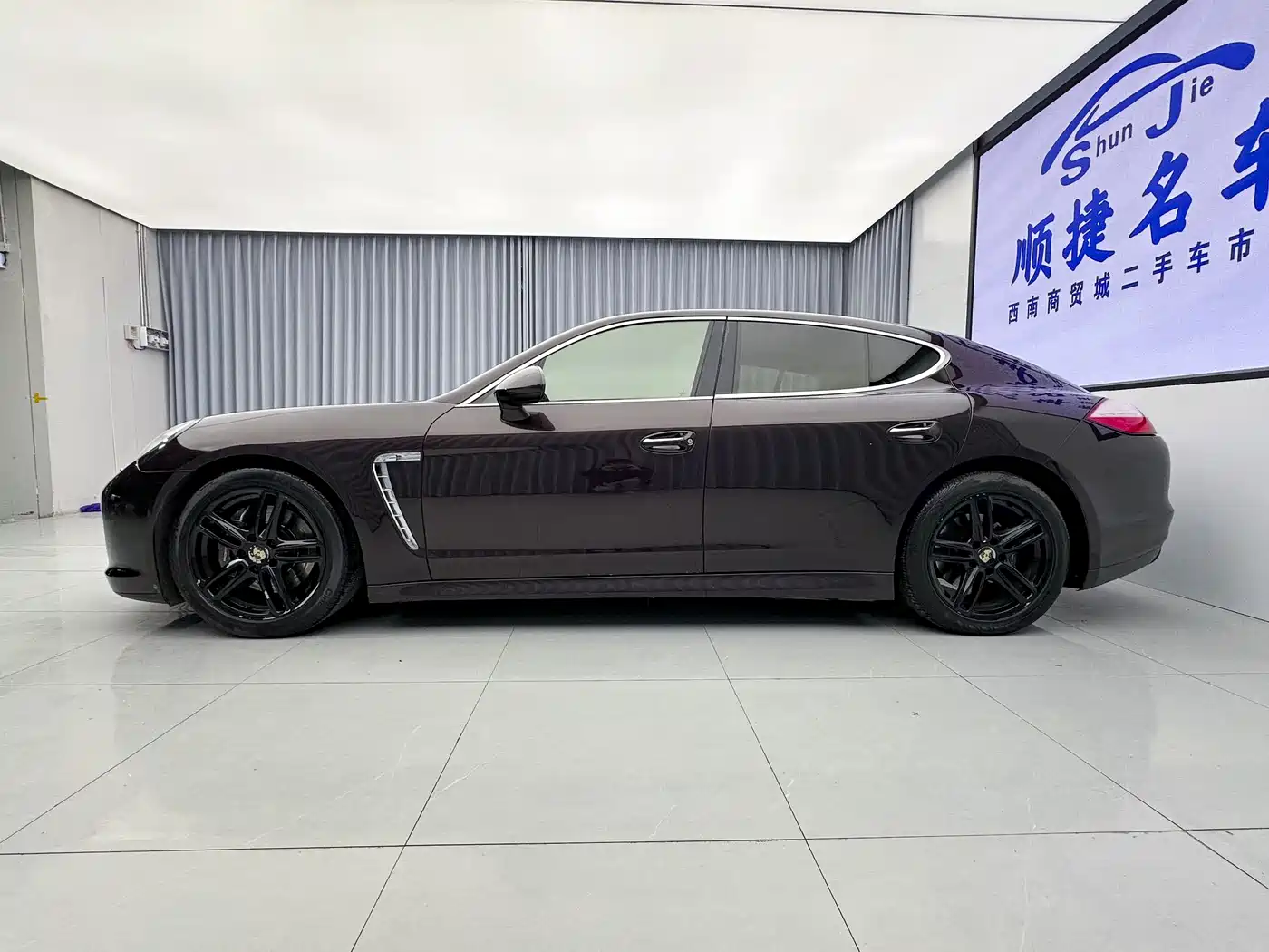 Porsche Panamera 2013 Panamera Platinum Edition 3.6L фото 7