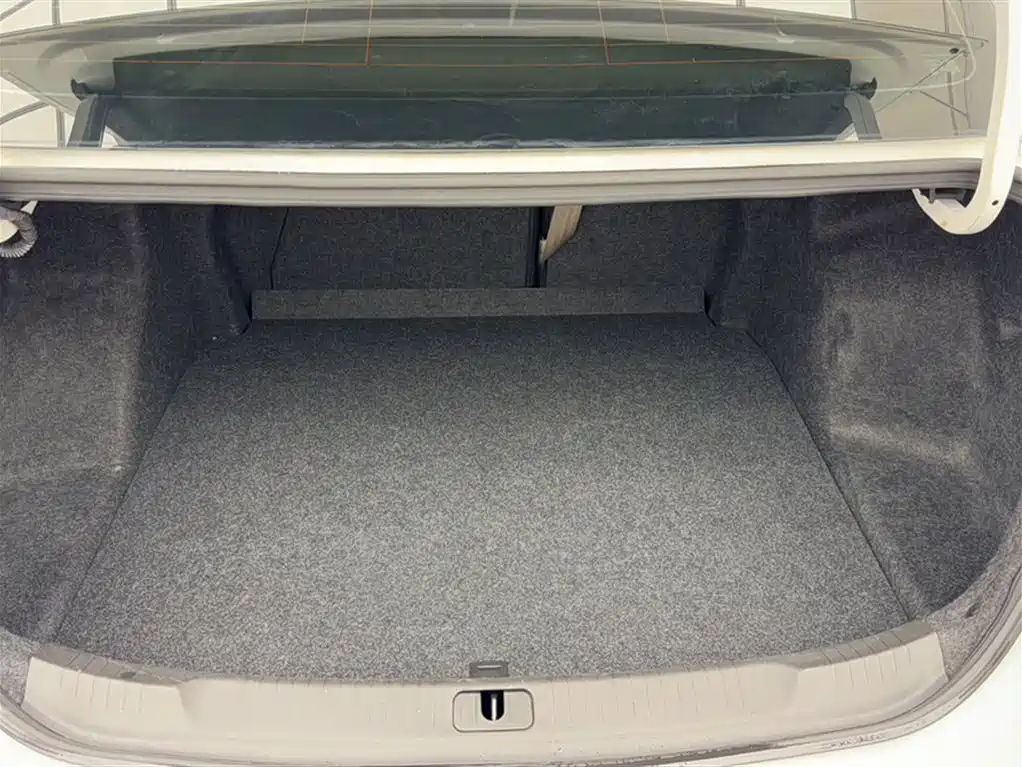 Buick Excelle 2015 15N Manual Elite фото 15