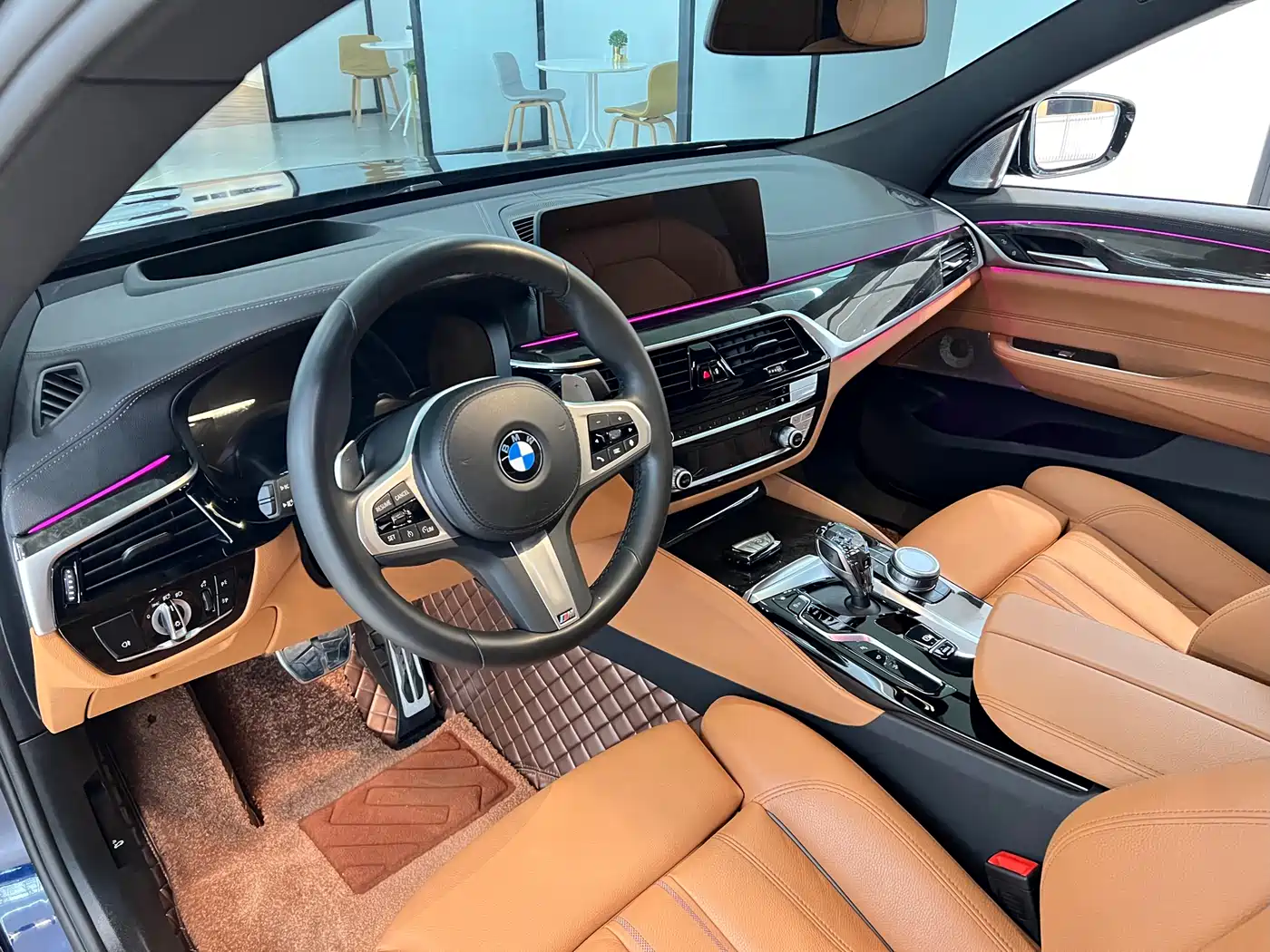 BMW 6 Series GT 2024 630i M Sport Ultimate Package фото 14