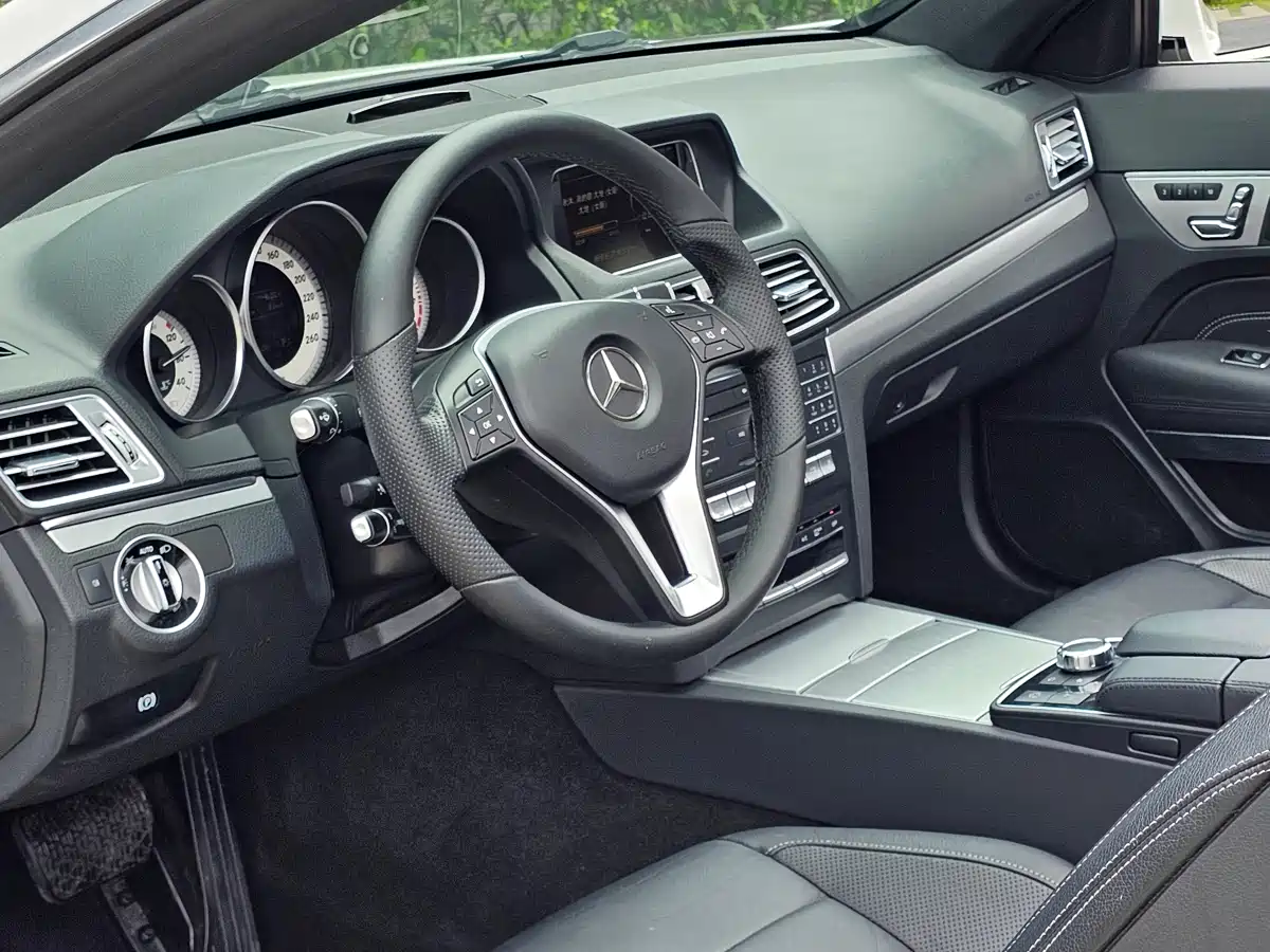 Mercedes-Benz E-Class (Import) 2014 E 260 Convertible Coupe фото 4