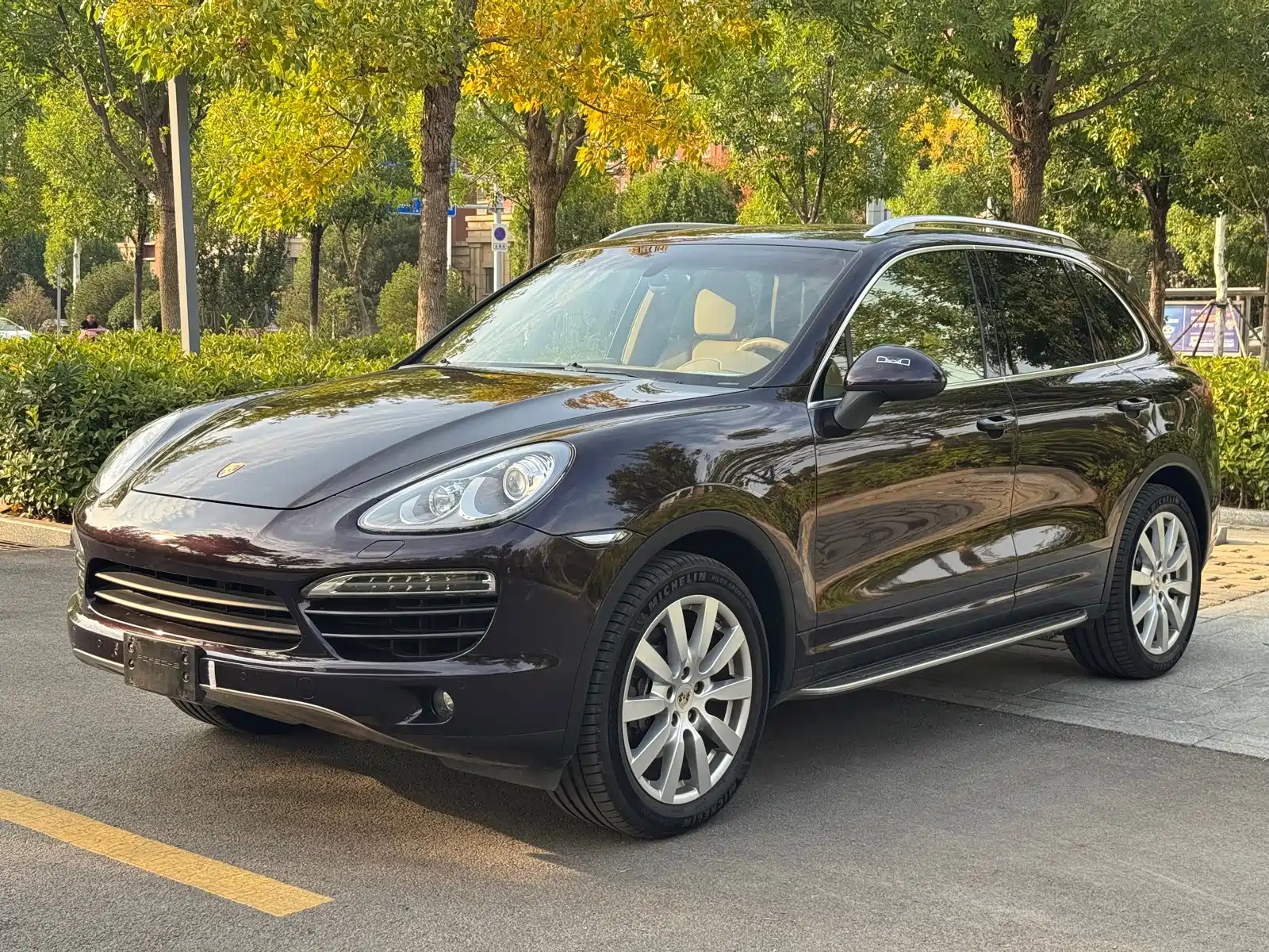 Photo 1 - Porsche Cayenne