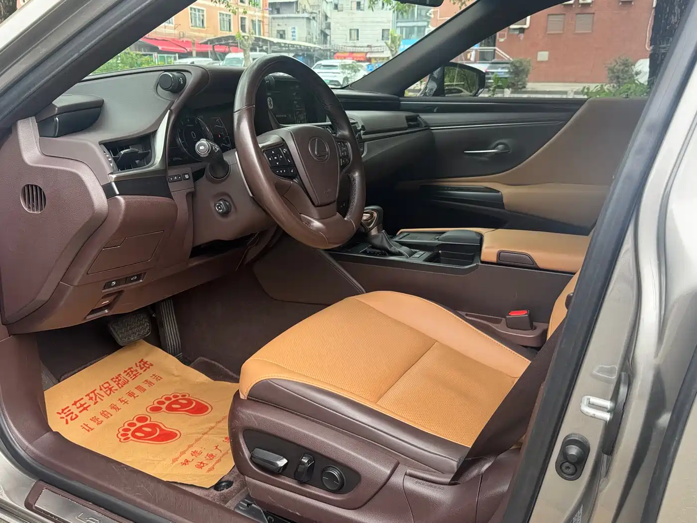 Lexus ES 2020 200 Excellence фото 15