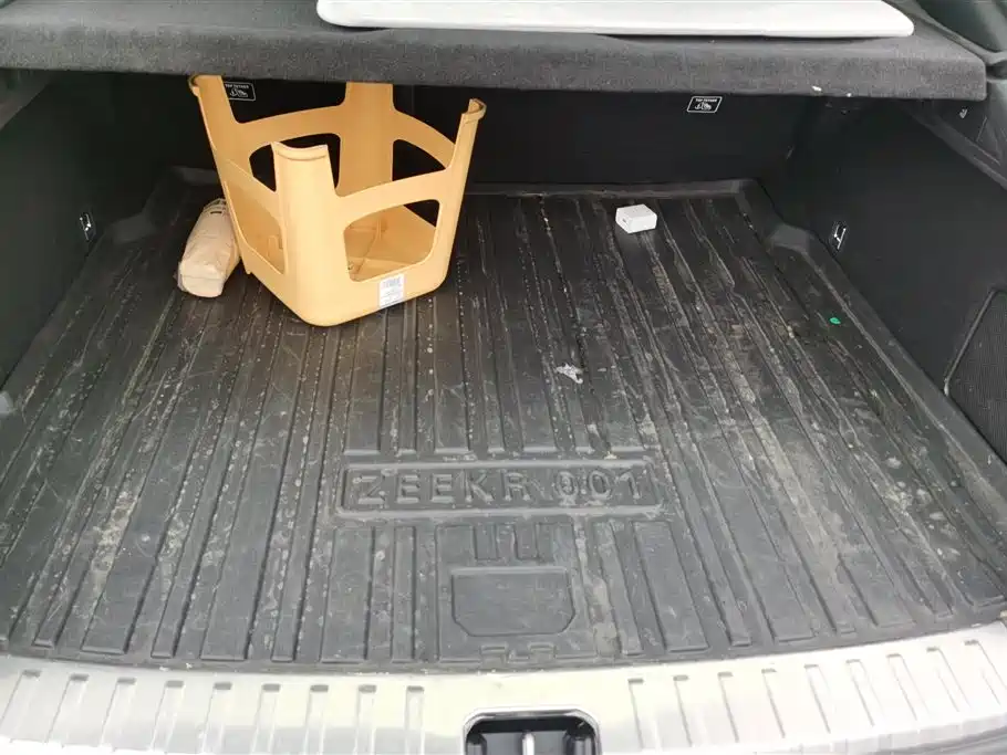 ZEEKR EXTREME KRYPTON 001