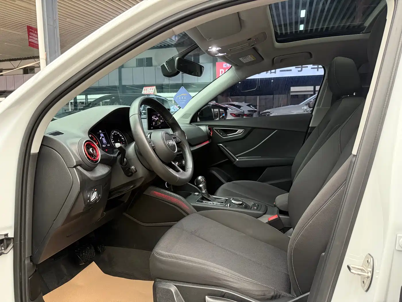Audi Q2L 2018 35 TFSI Launch Exclusive Edition China V фото 13
