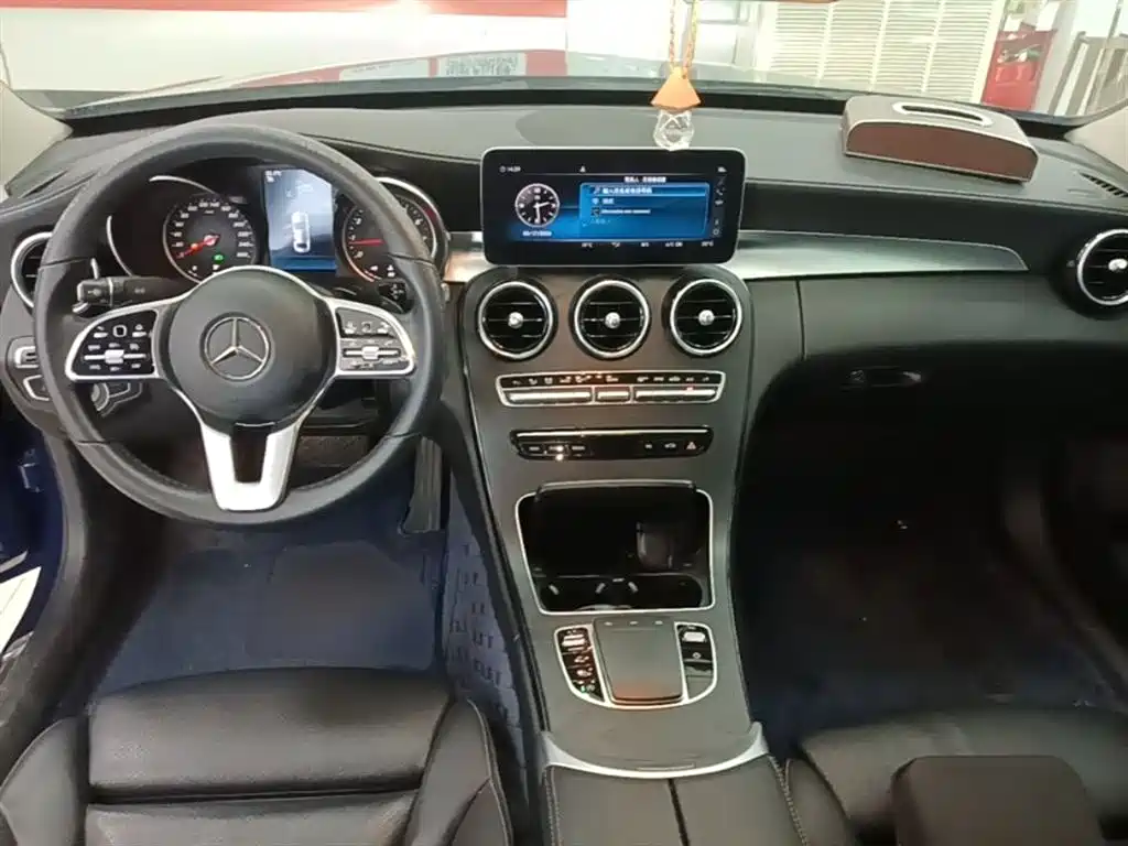 Mercedes-Benz C-Class 2019 C 180 L Fashion Sport Edition фото 10