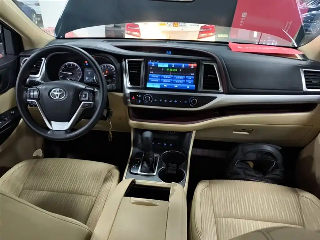 Toyota Highlander 2017 2.0T 4WD Elite 7-Seater фото 10