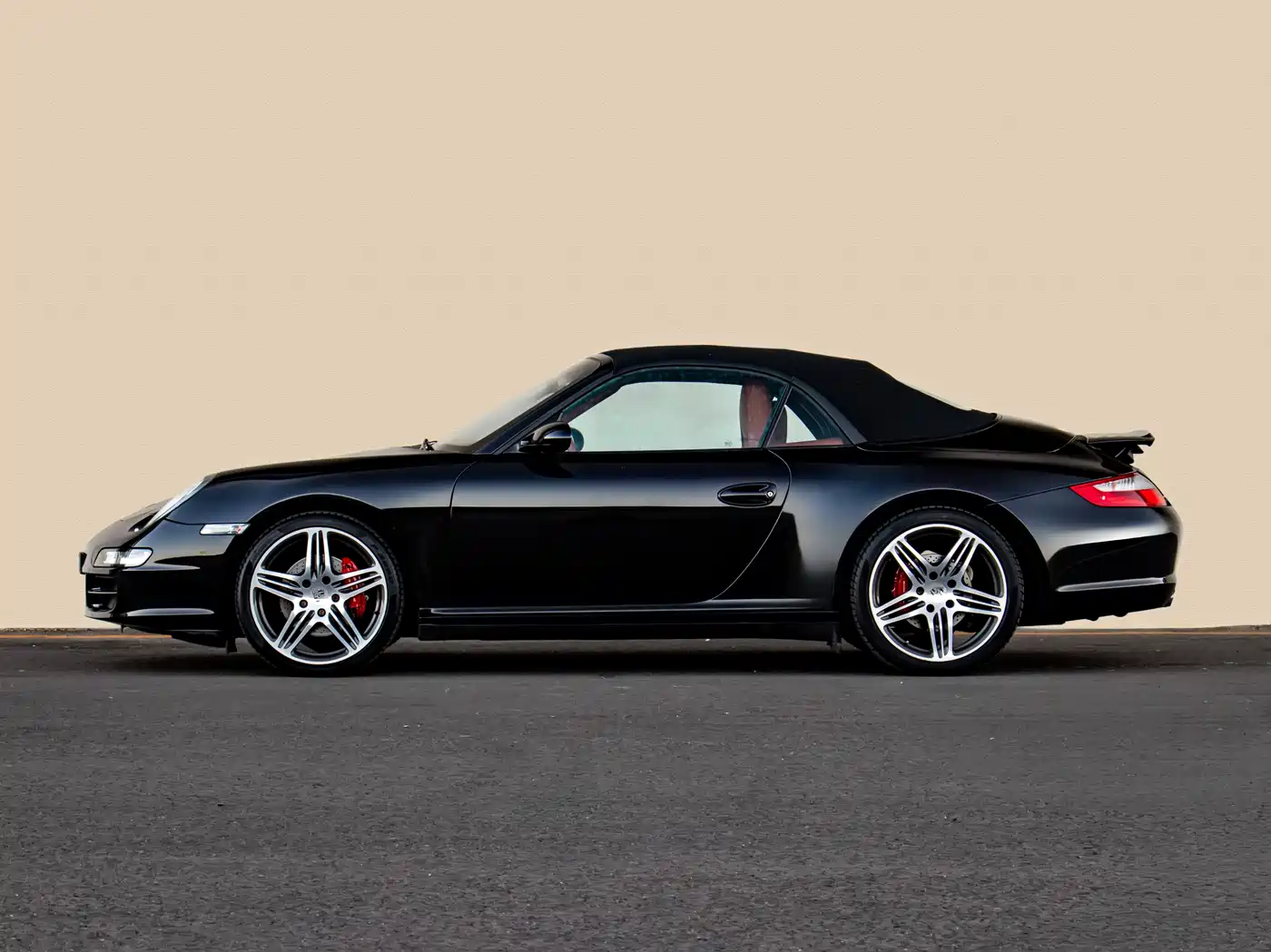 Porsche 911 2006 Carrera 4 Cabriolet AT 3.6L фото 4