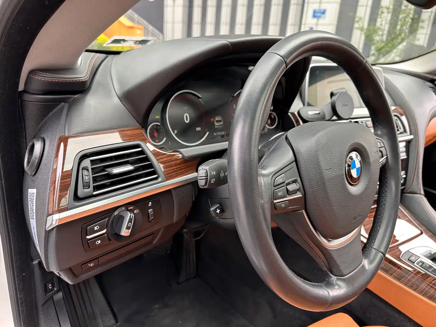BMW 6 Series 2016 640i Gran Coupe фото 11