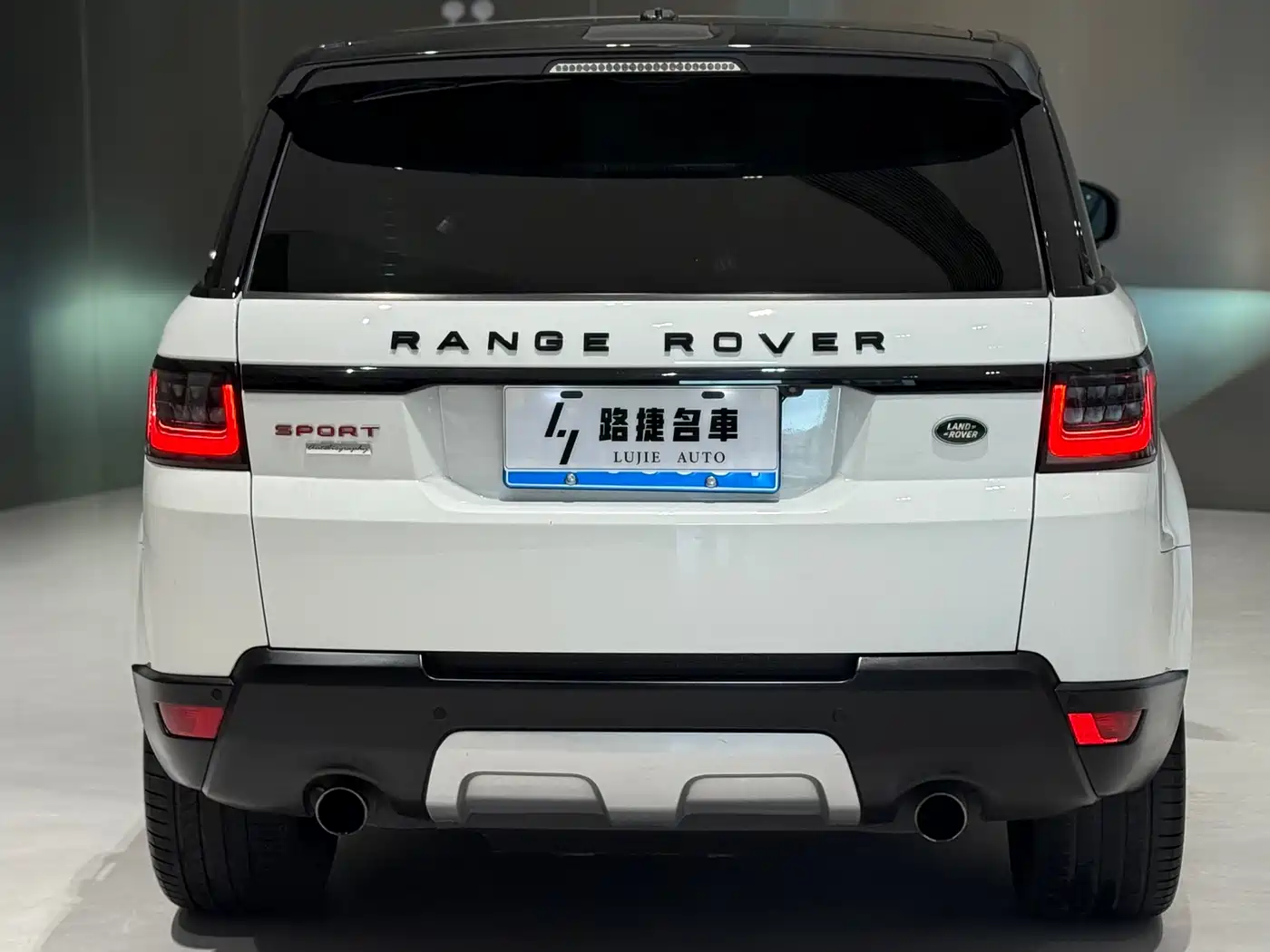 Land Rover Range Rover Sport 2014 3.0 SC V6 Trendsetting Genesis Edition фото 7