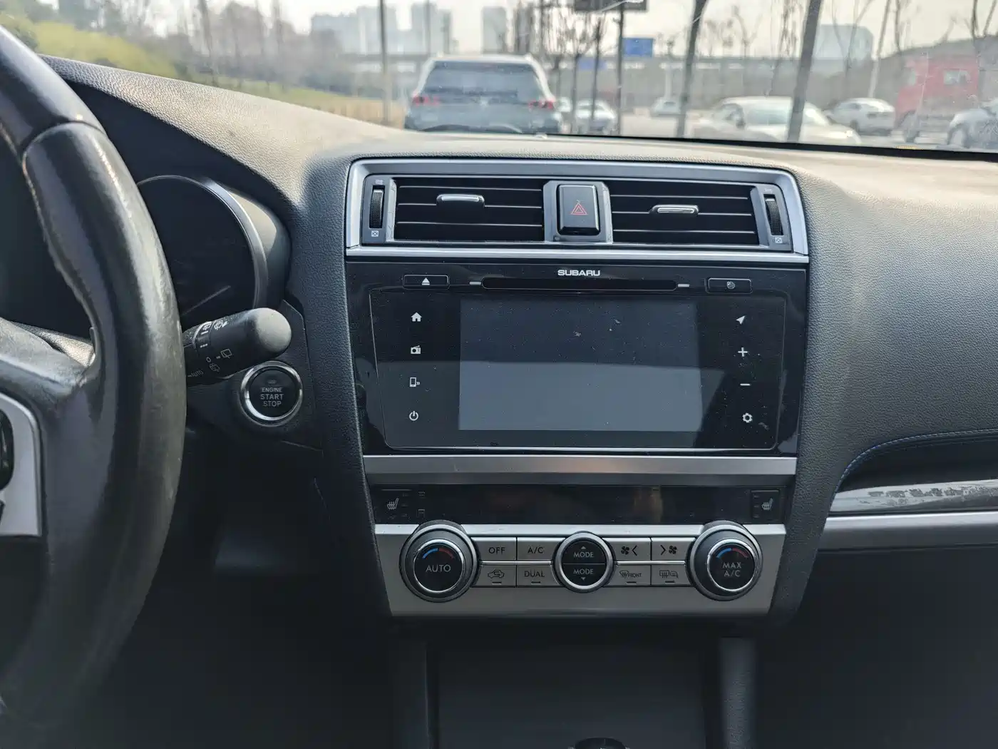 Subaru Outback 2016 2.5i Luxury Navigation Edition фото 9
