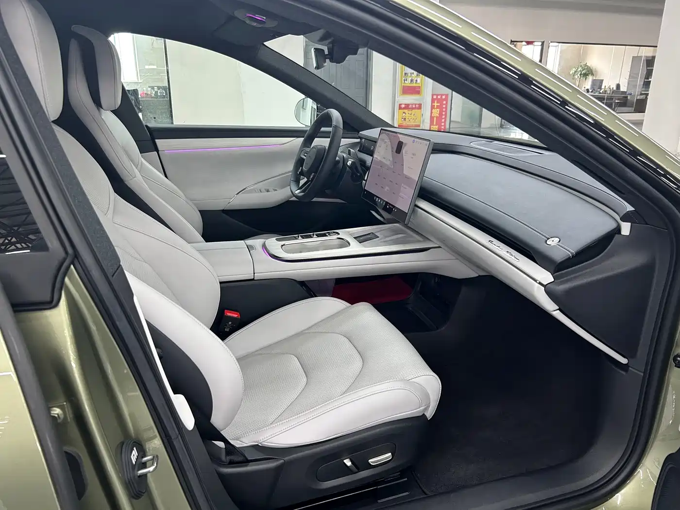 XIAOMI CAR XIAOMI SU7