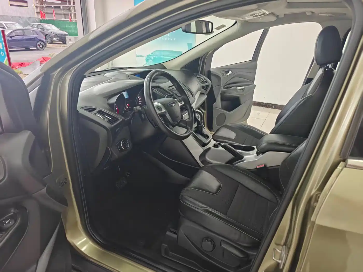 Ford Kuga 2013 2013 1.6L GTDi FWD Comfort