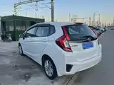 صورة 10 - Honda Fit