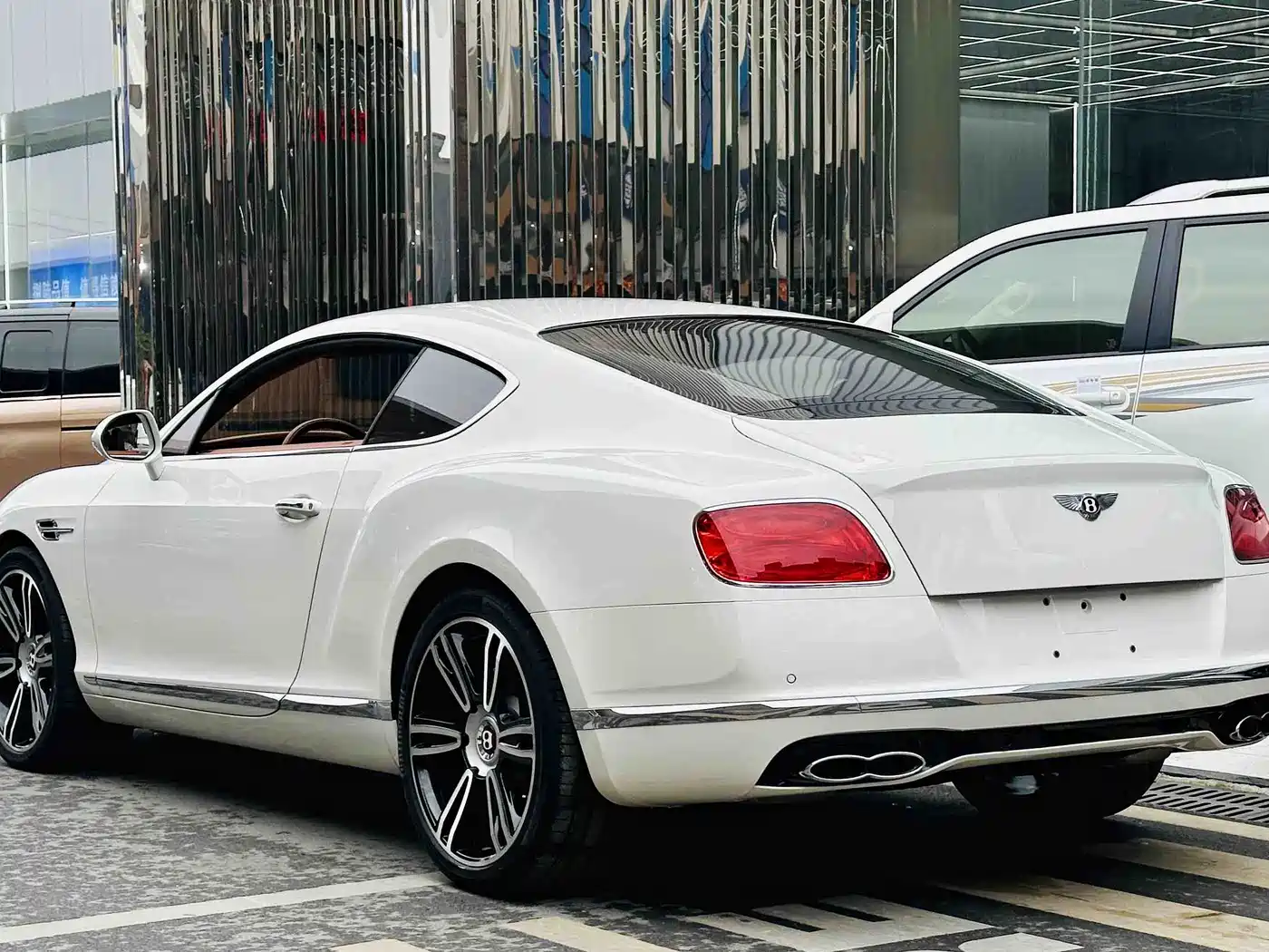 Bentley Continental 2017 4.0T GT V8 S Standard фото 4