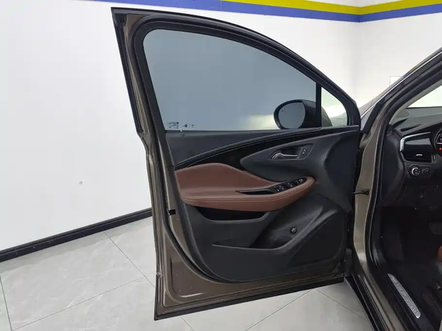 Фото 7 - Buick Envision Plus