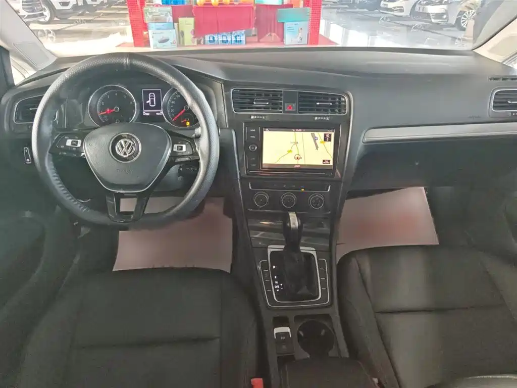 Volkswagen Golf 2019 200TSI DSG Comfort Progressive China VI фото 10