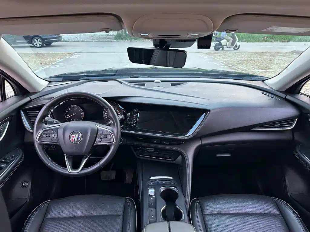 Photo 11 - Buick Envision Plus