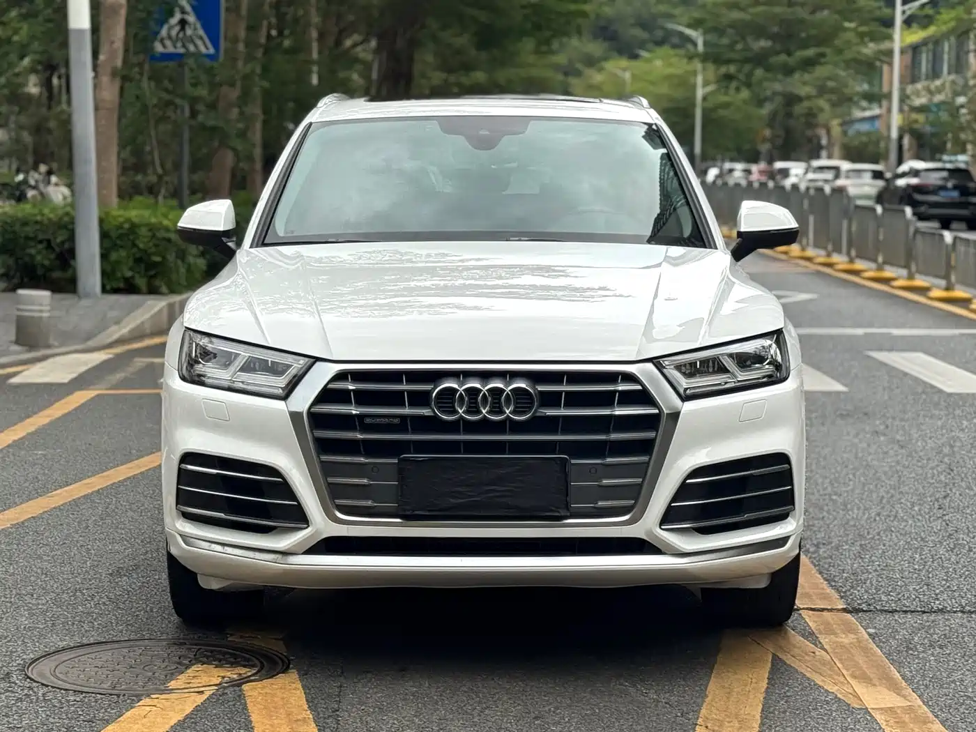 Audi Q5L 2020 Facelift 40 TFSI Honor Fashion фото 2