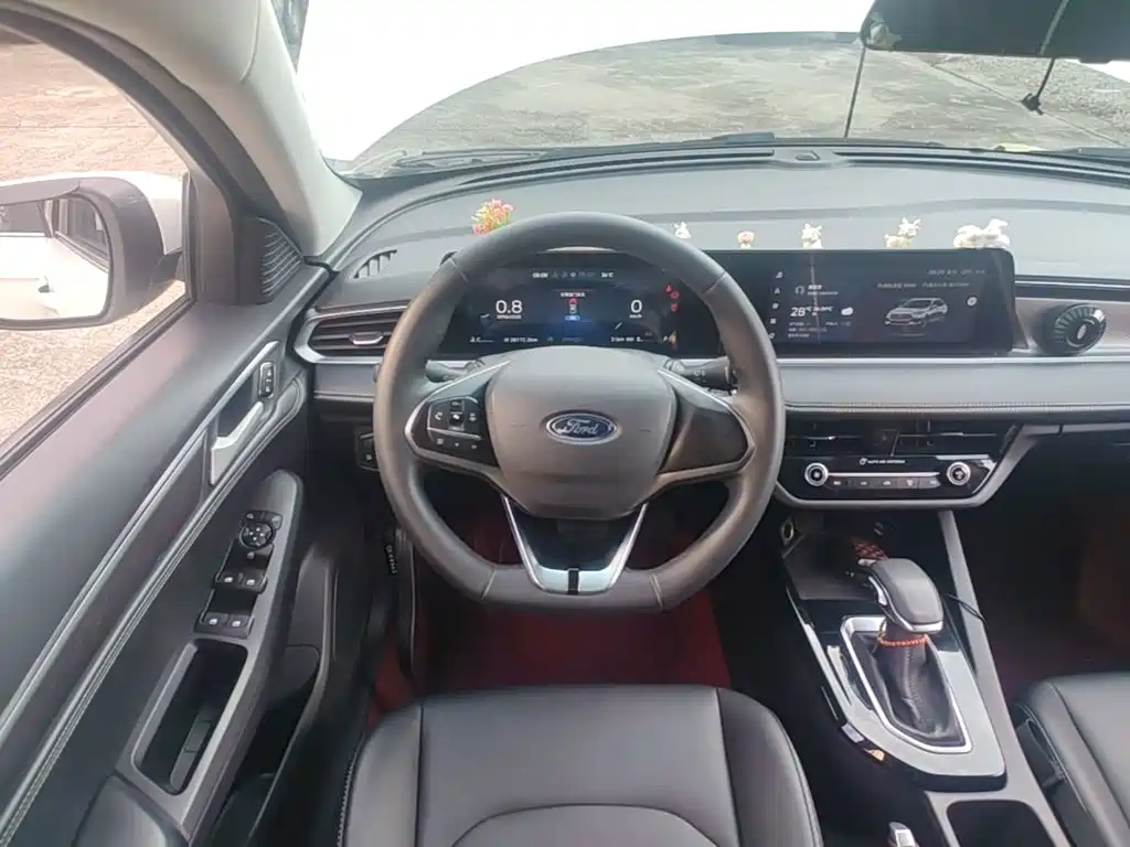 Ford Escort 2022 2021 1.5L Automatic Diamond Edition