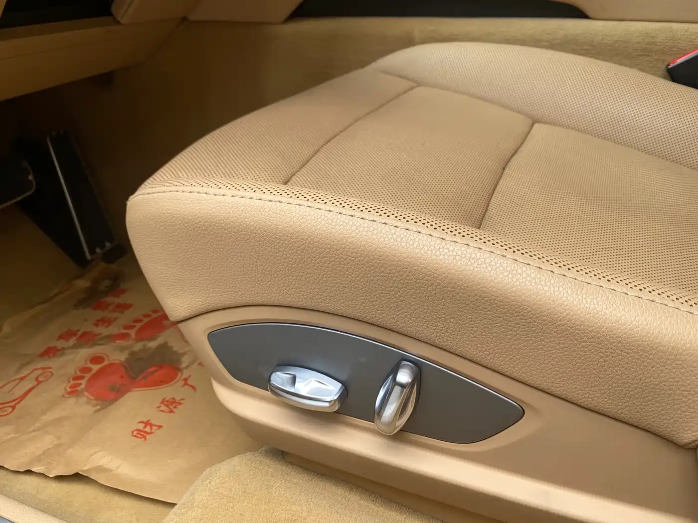 Porsche Panamera 2010 Panamera 4 3.6L фото 38