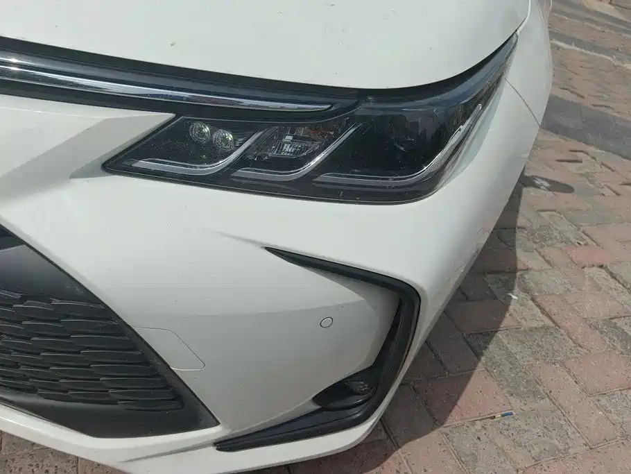 Фото 5 - Toyota Corolla