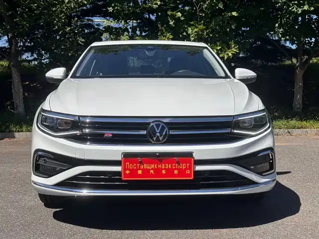 Volkswagen Bora 2023 280TSI DSG Prestige Edition — фото 2